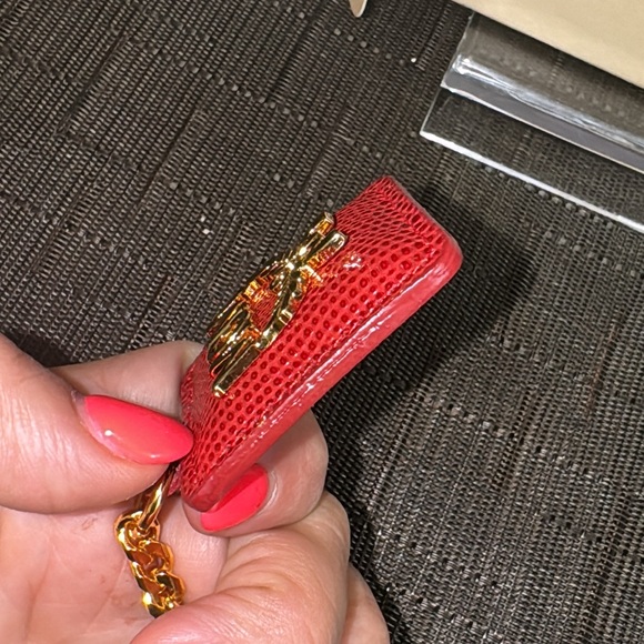 🎁Giftable!🎁 NIB MCM Red Pebbled Leather Keychain/Bag Charm - Unisex! - Picture 6 of 7